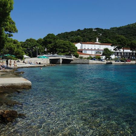 Hotel Solitudo Uble Dış mekan fotoğraf