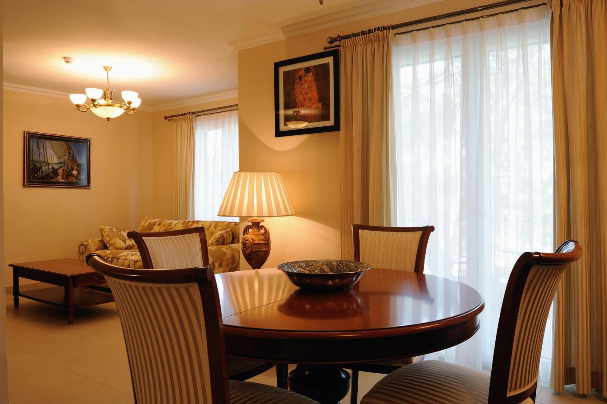 Hotel Solitudo Uble Dış mekan fotoğraf