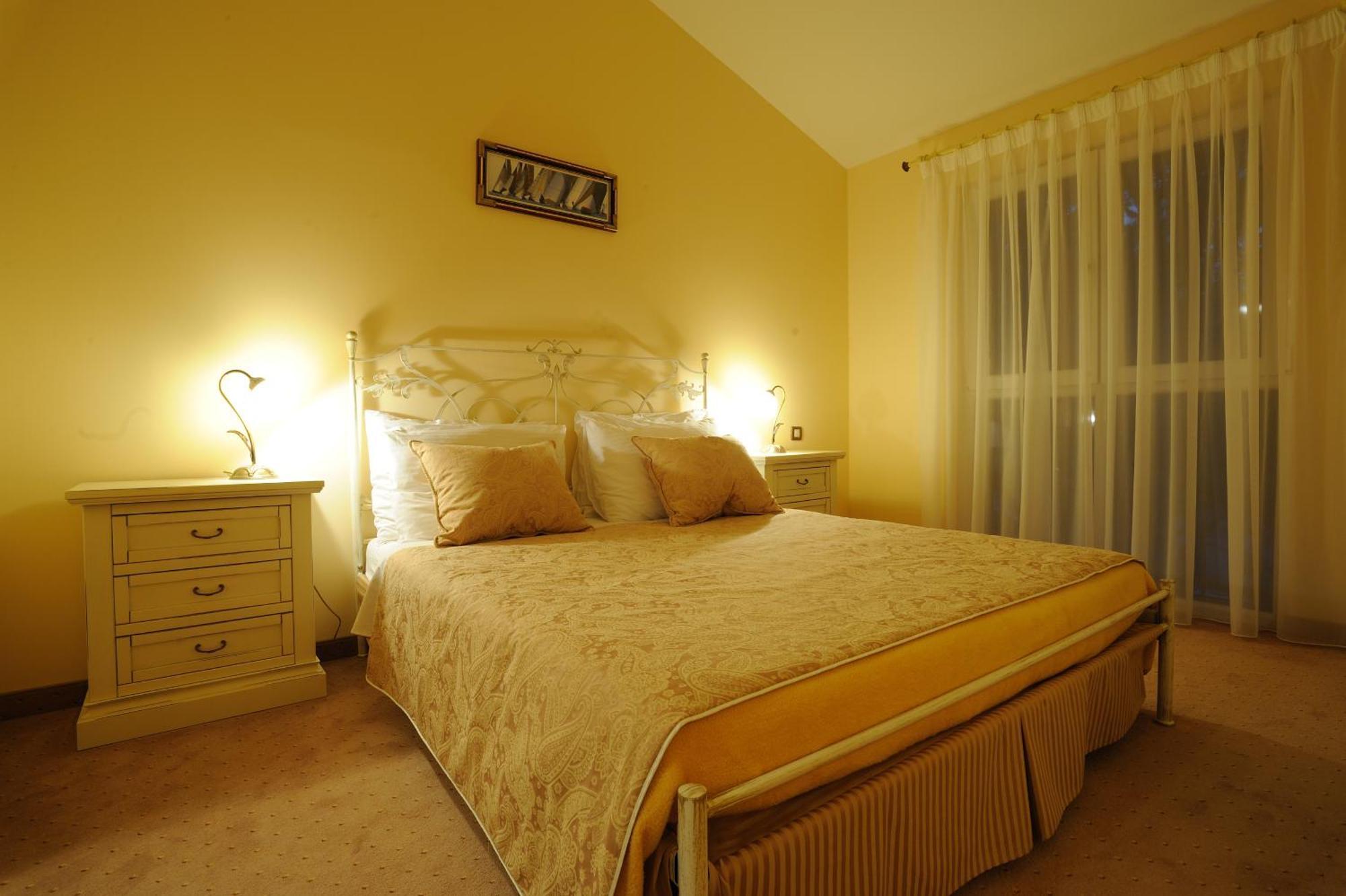 Hotel Solitudo Uble Dış mekan fotoğraf