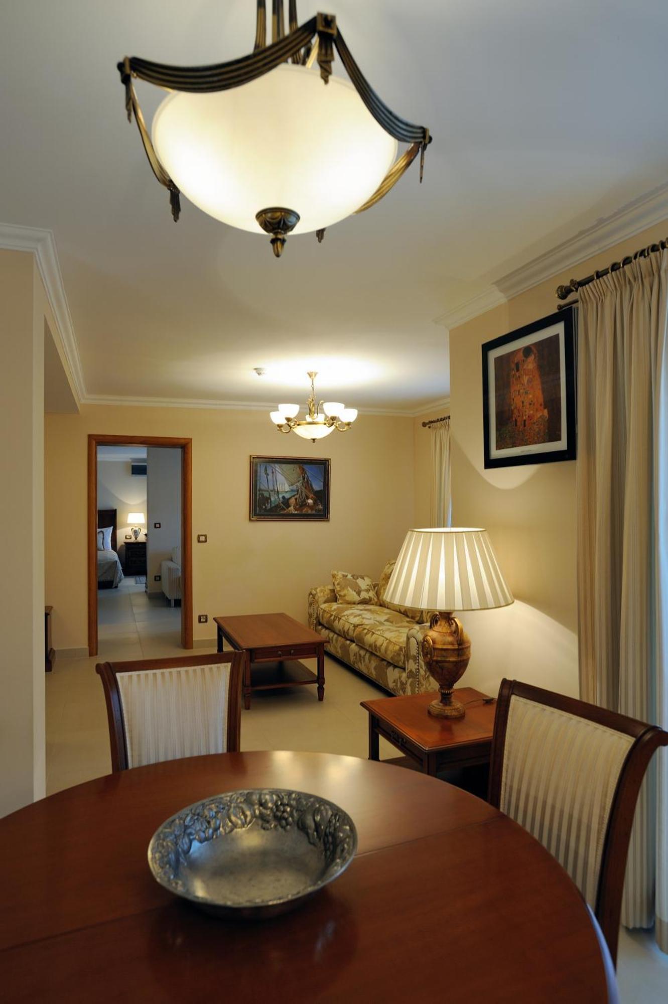 Hotel Solitudo Uble Dış mekan fotoğraf