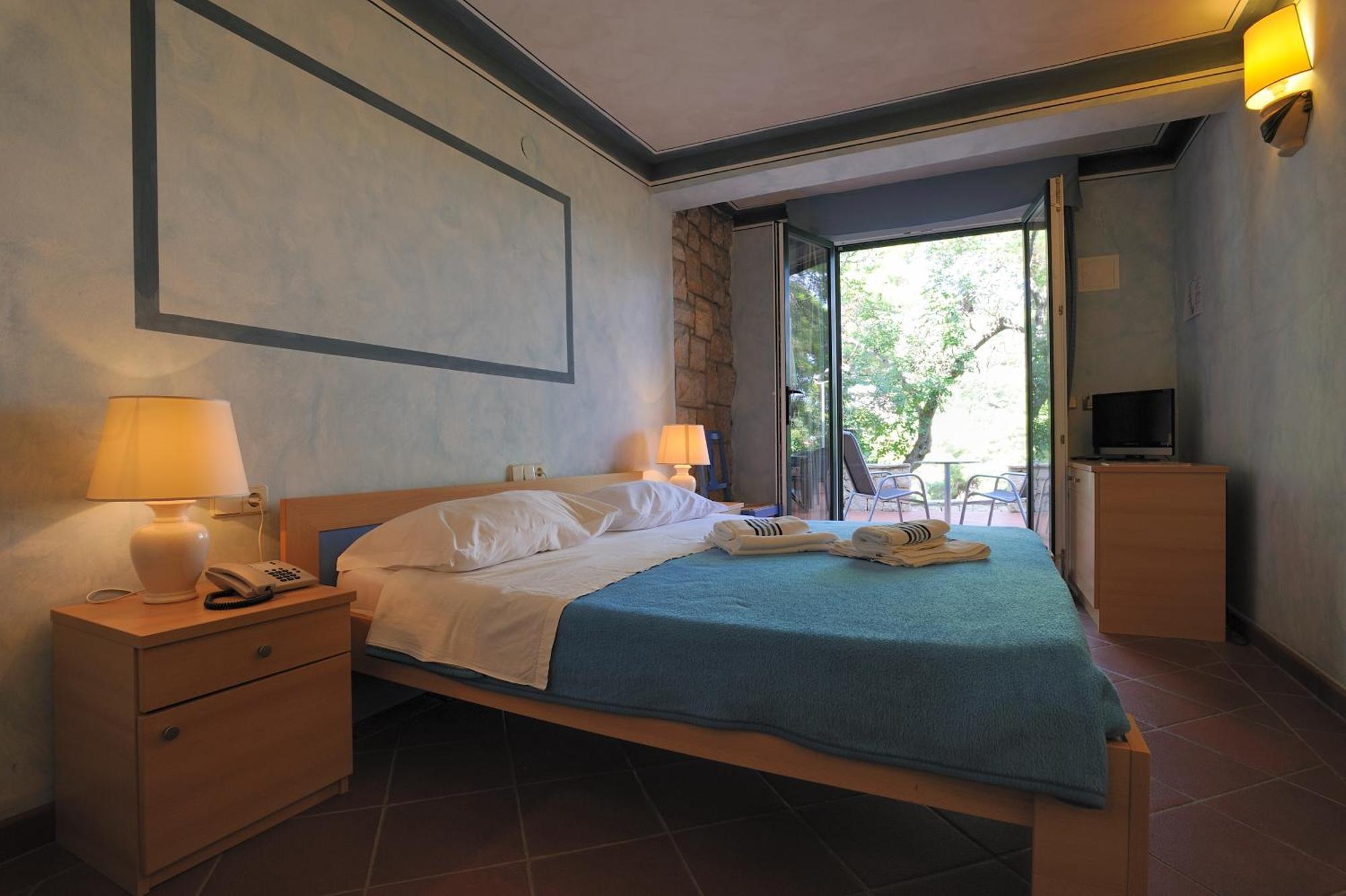 Hotel Solitudo Uble Dış mekan fotoğraf