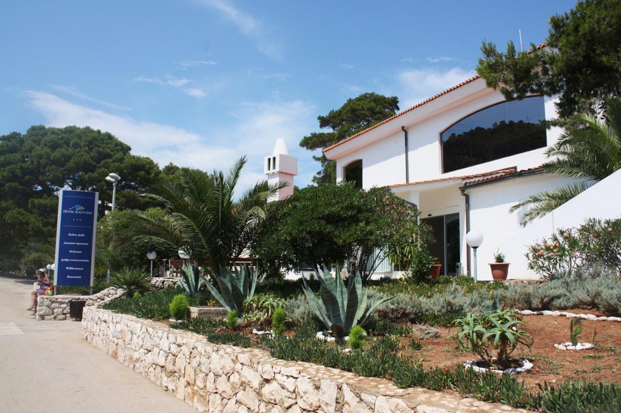 Hotel Solitudo Uble Dış mekan fotoğraf